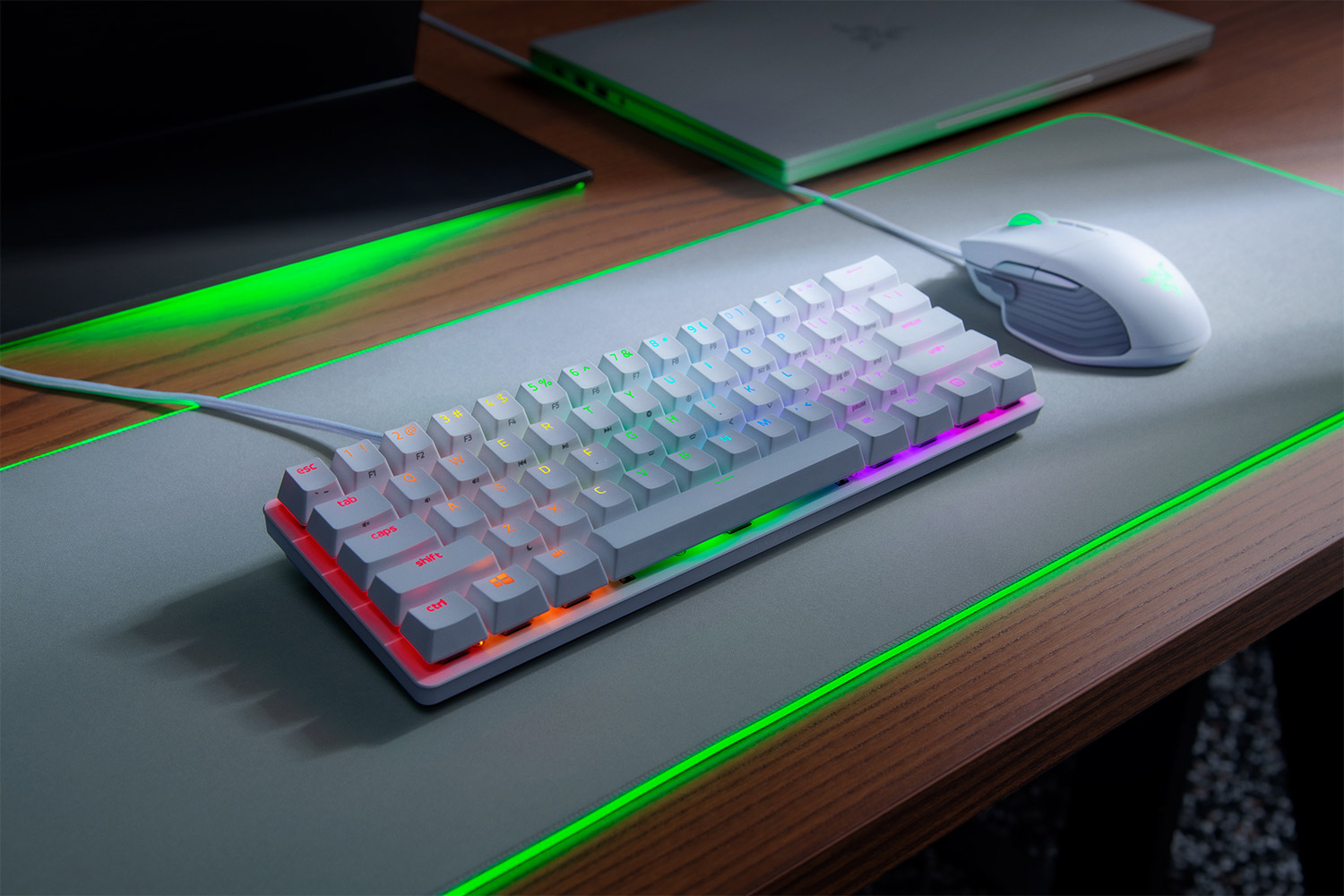 Razer推60%鍵盤Huntsman Mini，導入更安靜的改良款線性光軸| 4Gamers