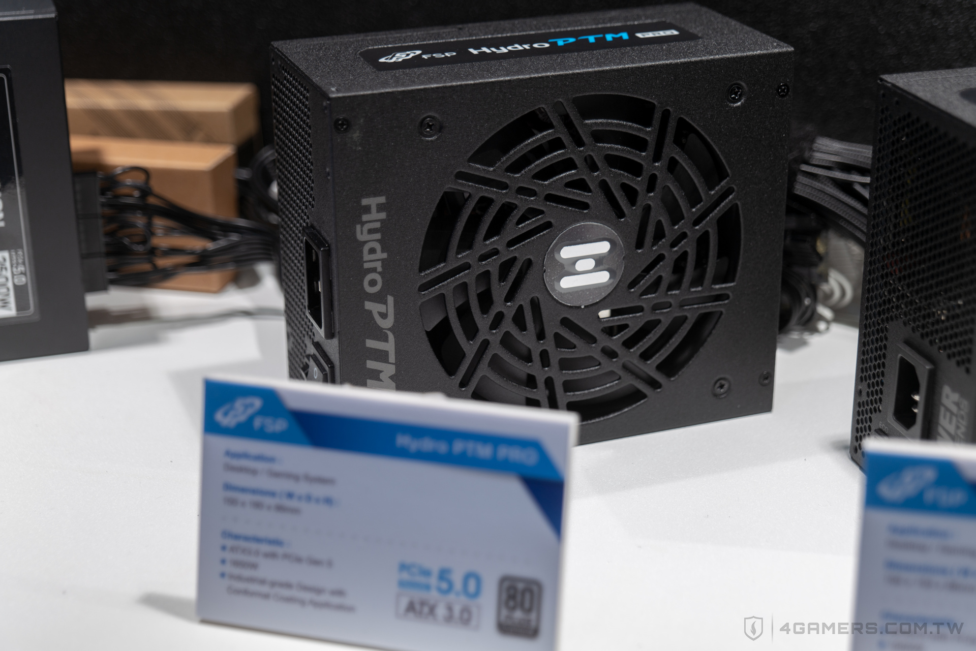 FSP Hydro PTM PRO ATX 3.0 1650W