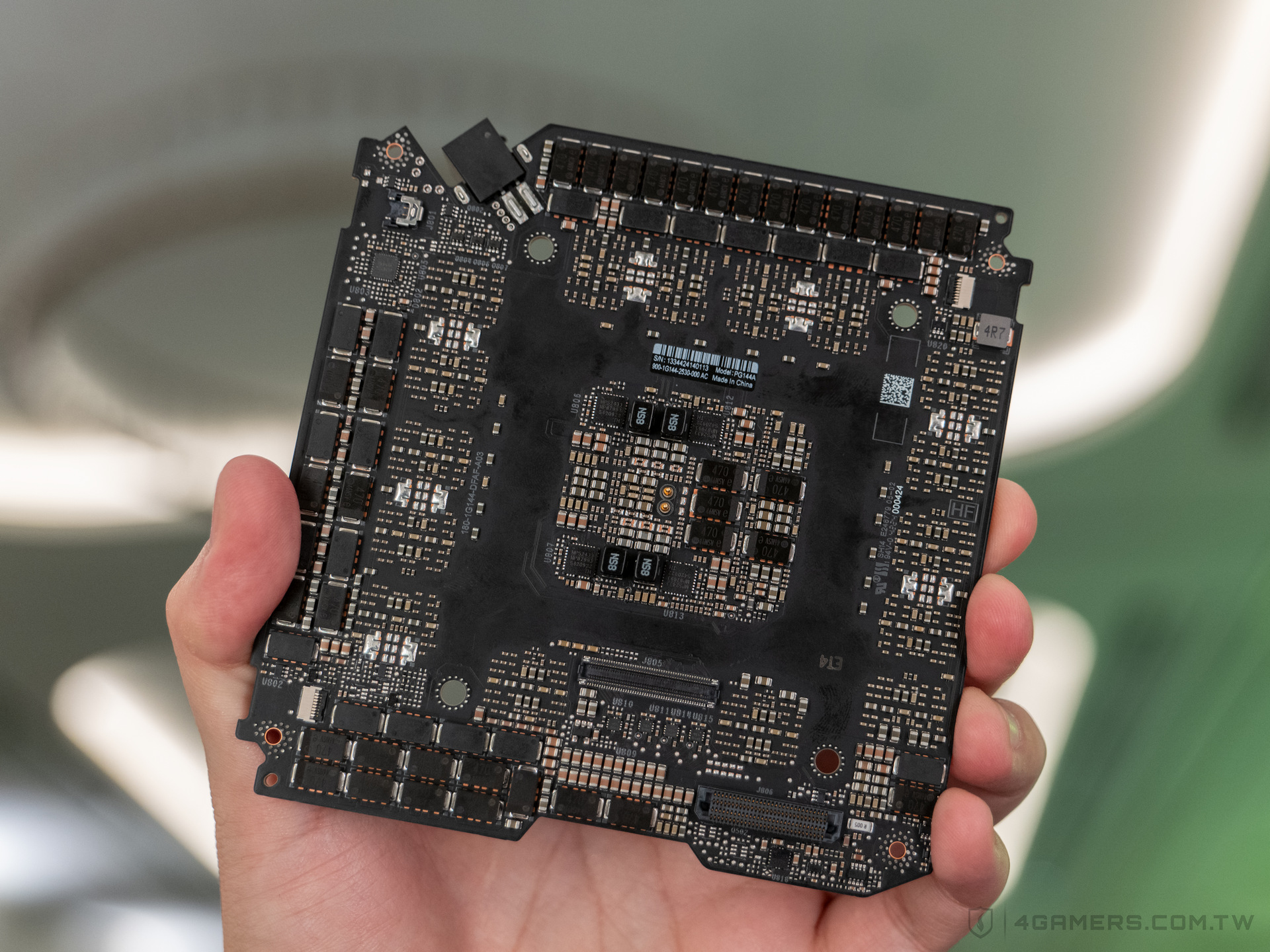 NVIDIA GeForce RTX 5090 Founders Edition 創始版 PCB