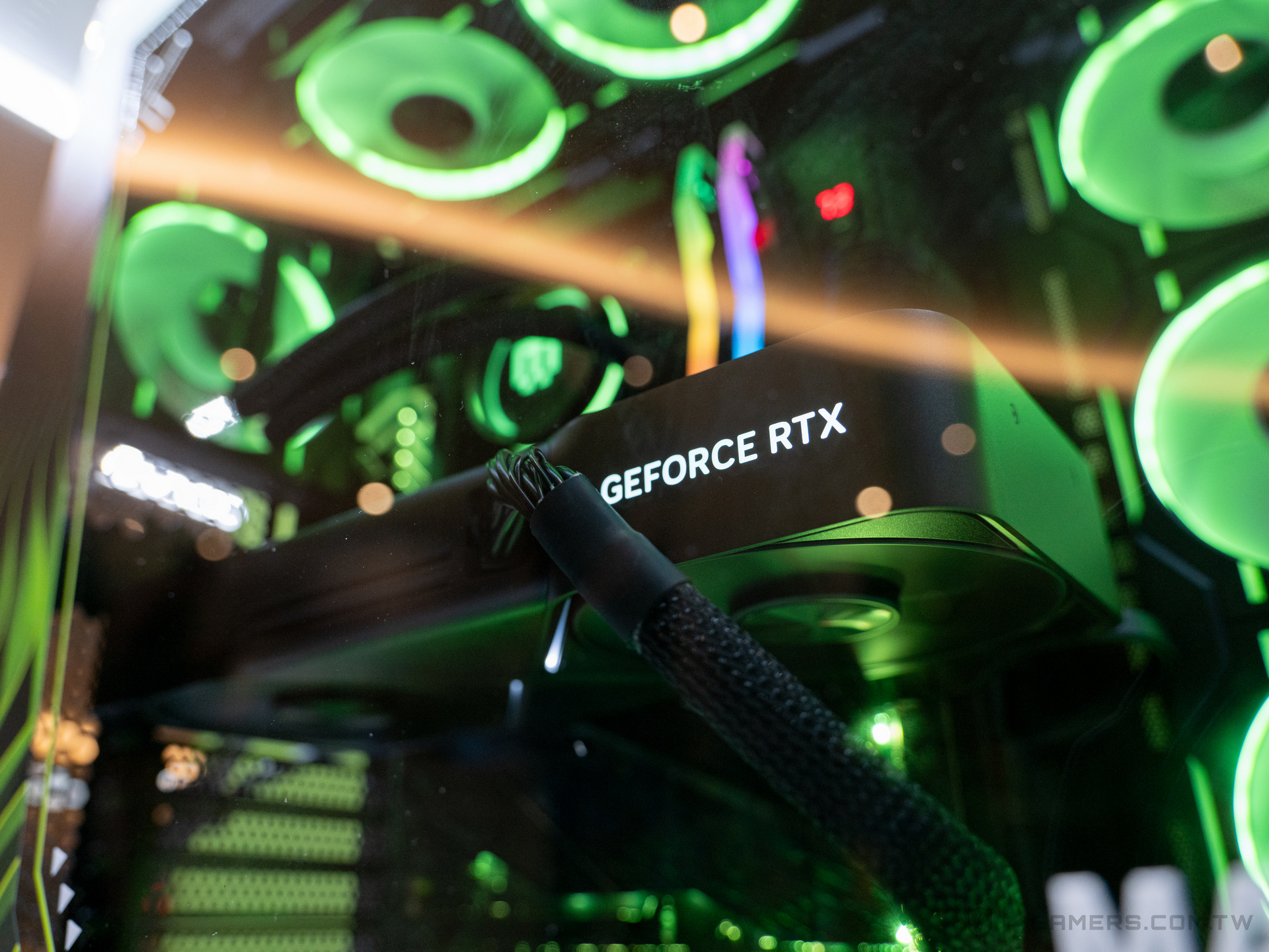 NVIDIA GeForce RTX 5090 Founders Edition 創始版