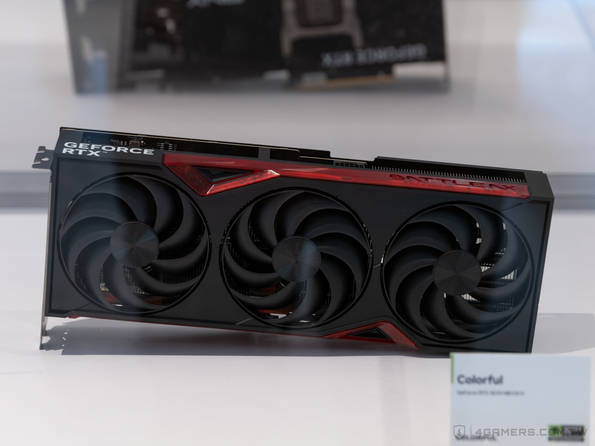 Colorful 七彩虹 GeForce RTX 5070 NB EX-V