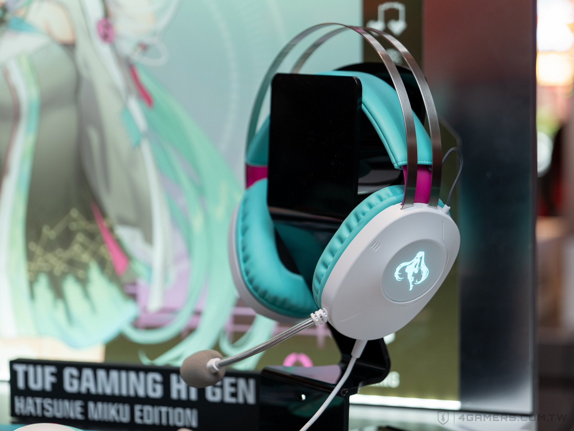 TUF Gaming H1 Gen II 初音未來限定版