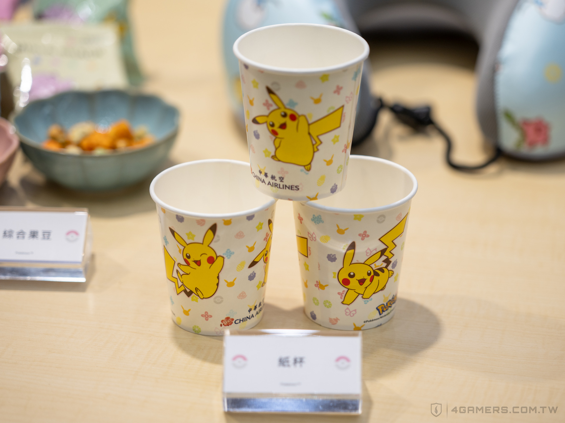 華航 皮卡丘彩繪機 CI2