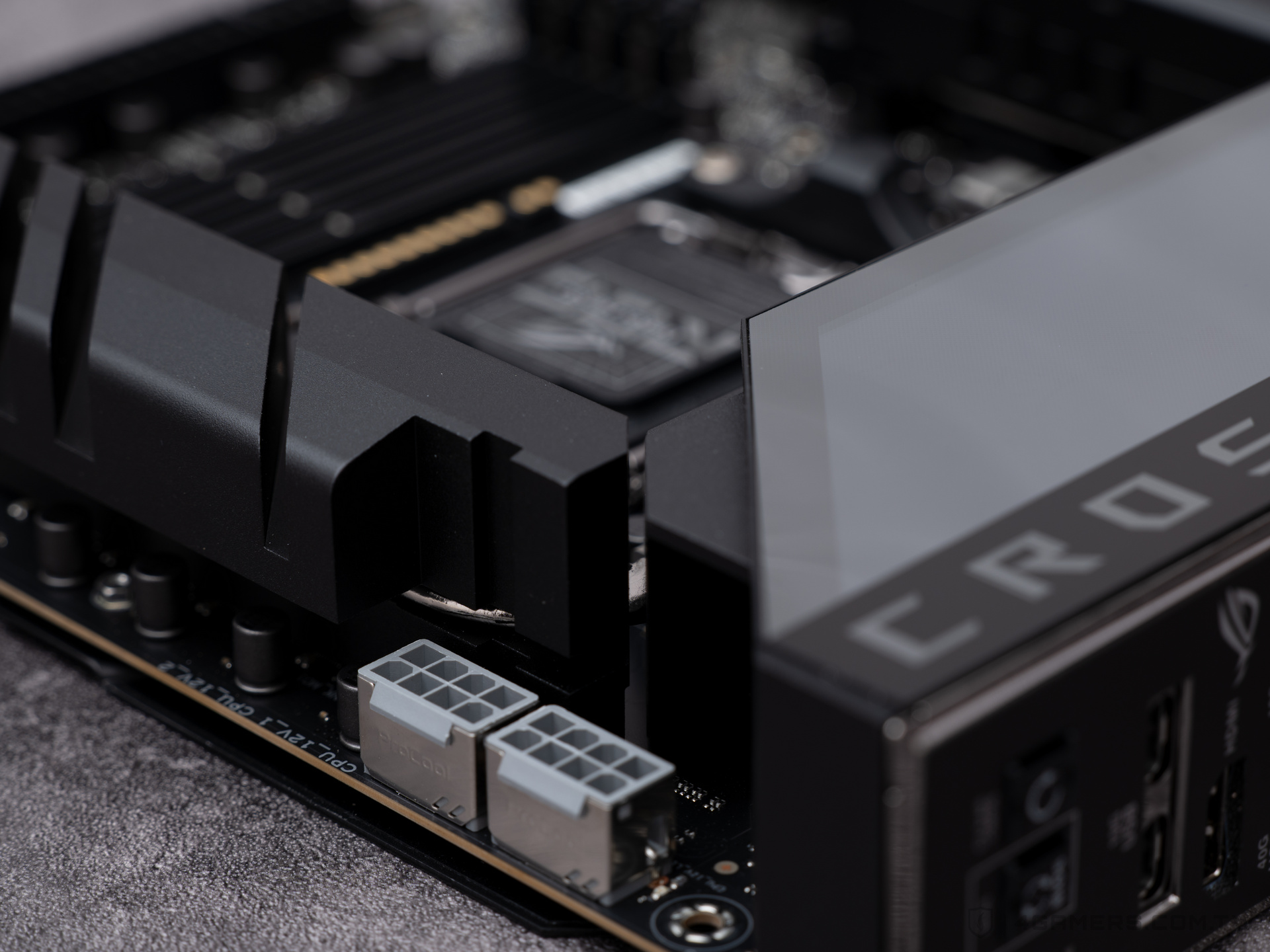 ASUS ROG Crosshair X870E Dark Hero