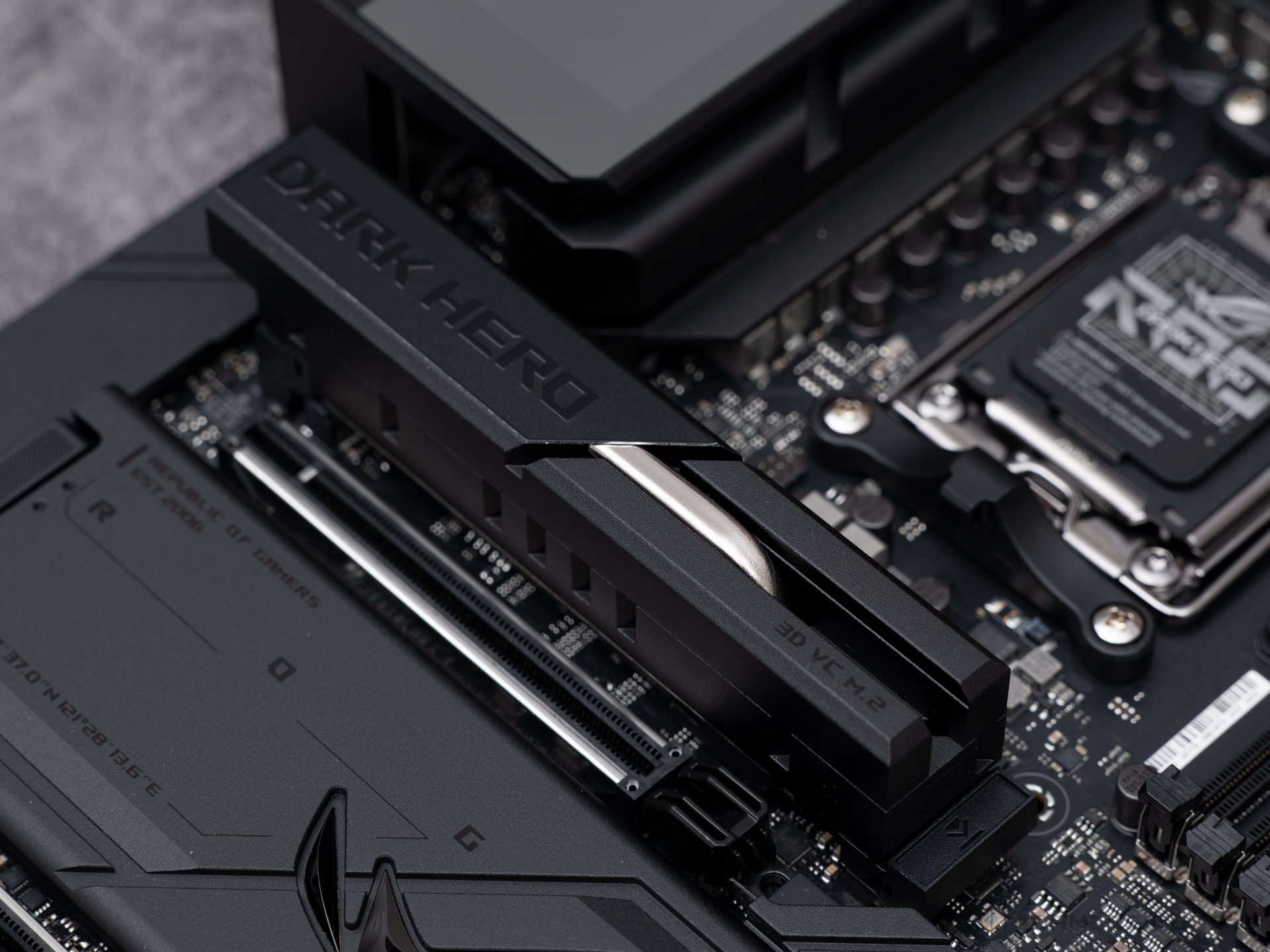 ASUS ROG Crosshair X870E Dark Hero