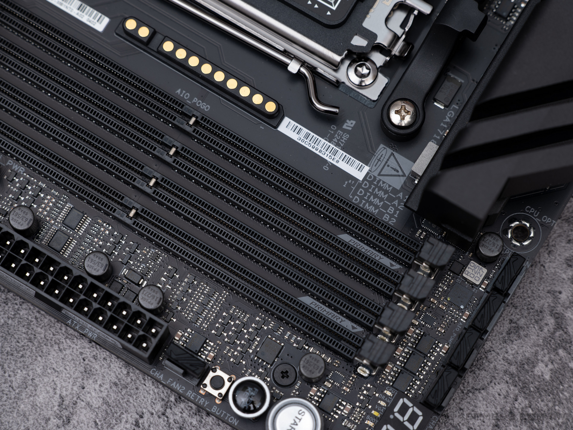 ASUS ROG Crosshair X870E Dark Hero