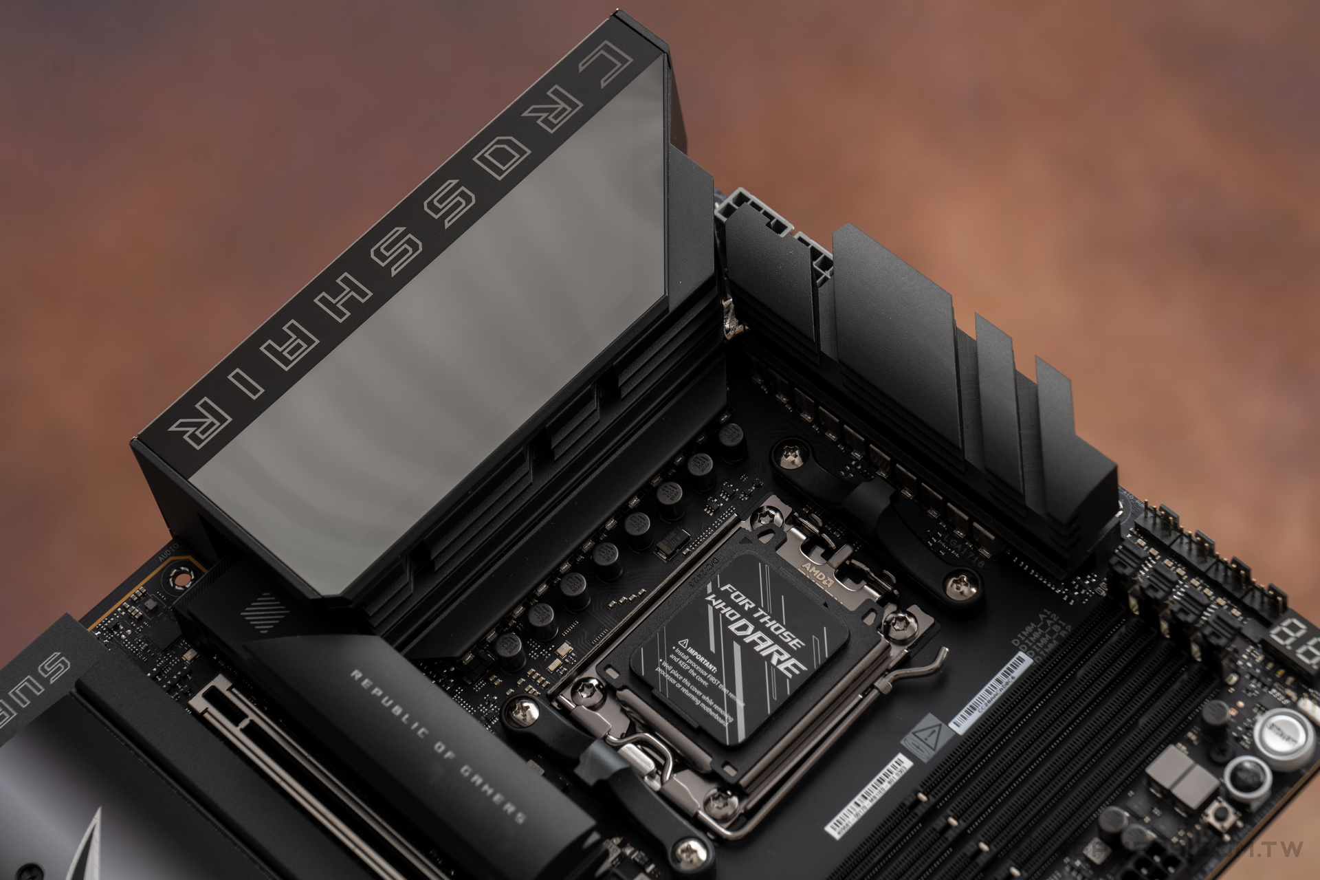 ASUS ROG Crosshair X870E Hero