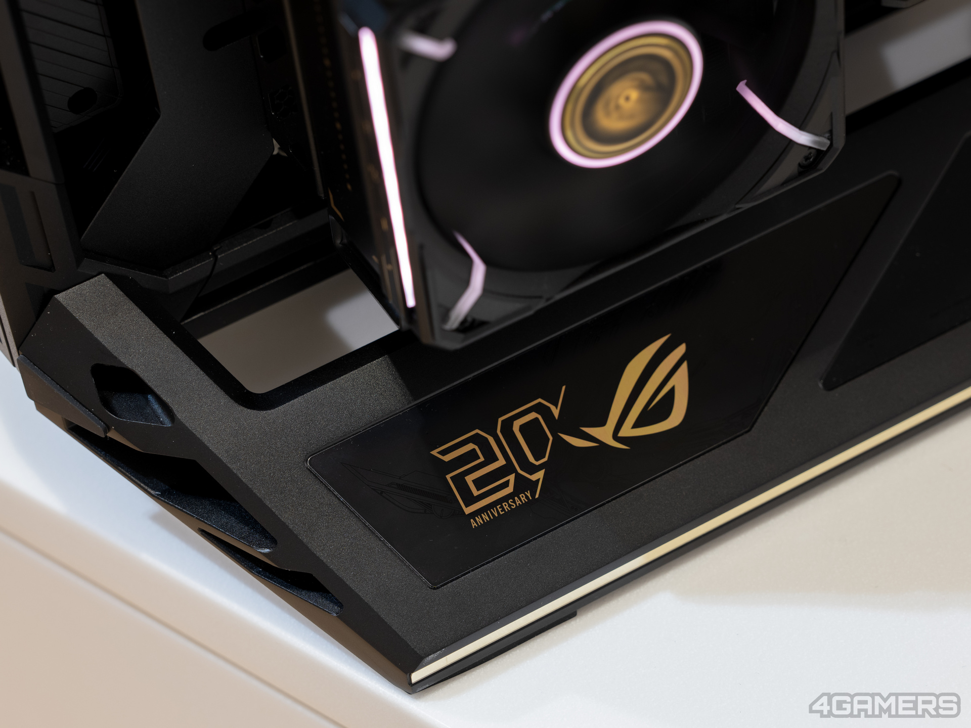 ASUS ROG Edition 20