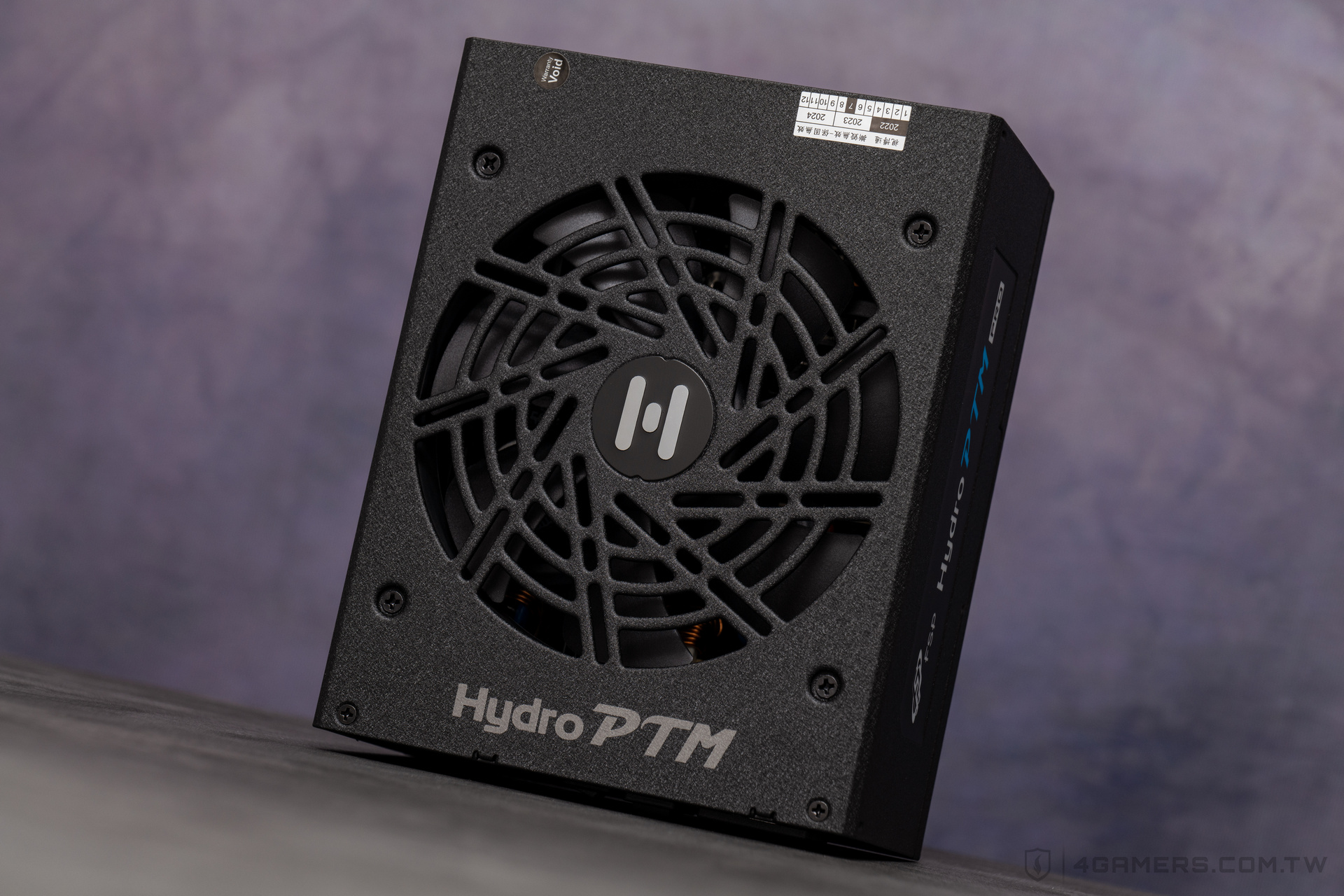 FSP 全漢 Hydro PTM PRO ATX 3.0 (PCIe 5.0) 1200W
