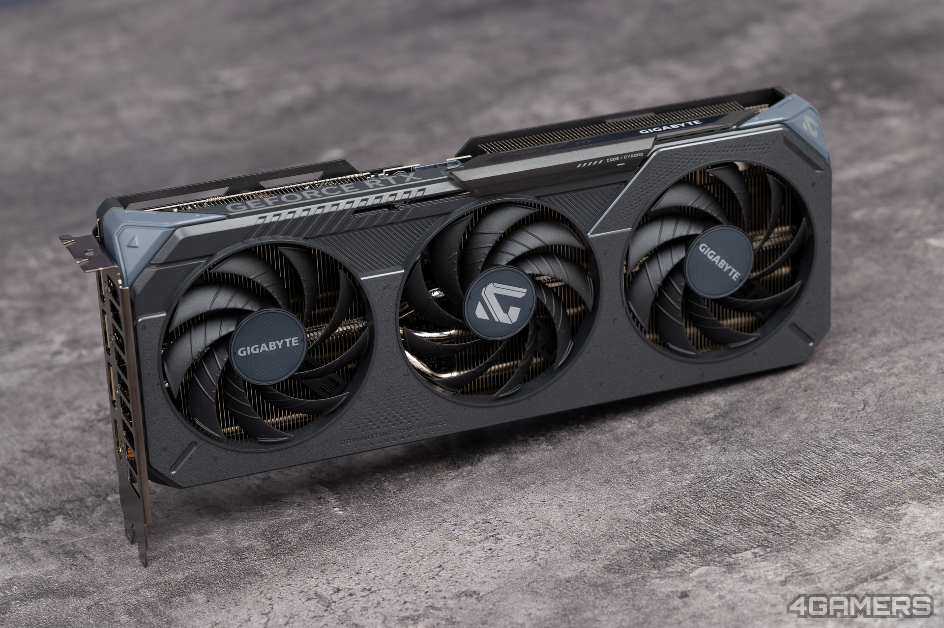 GIGABYTE GeForce RTX 5060 Ti GAMING OC 8G