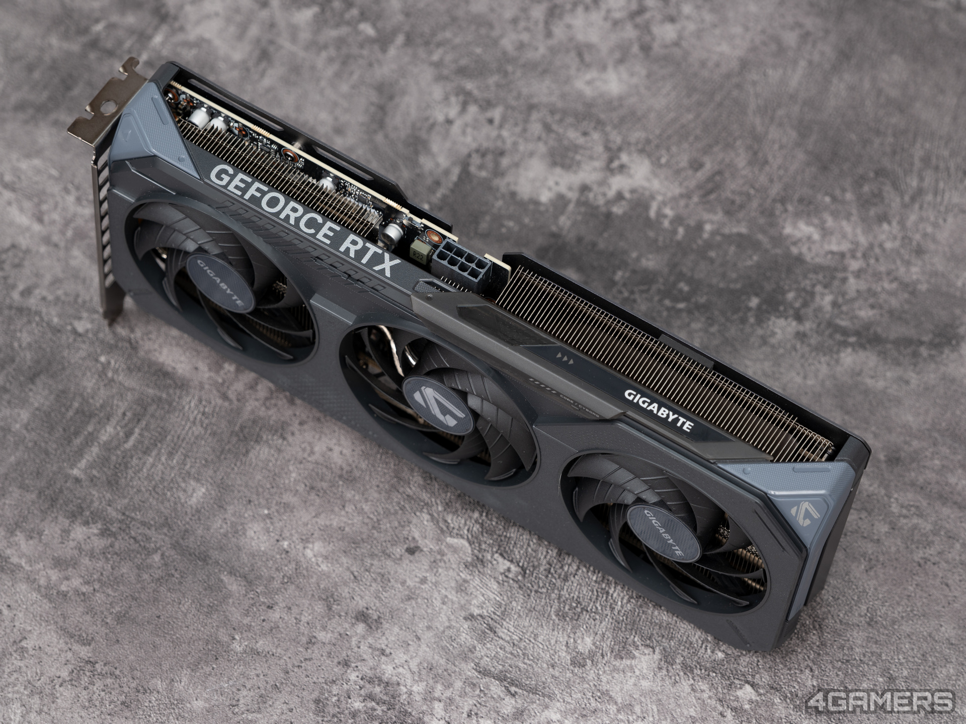 GIGABYTE GeForce RTX 5060 Ti GAMING OC 8G