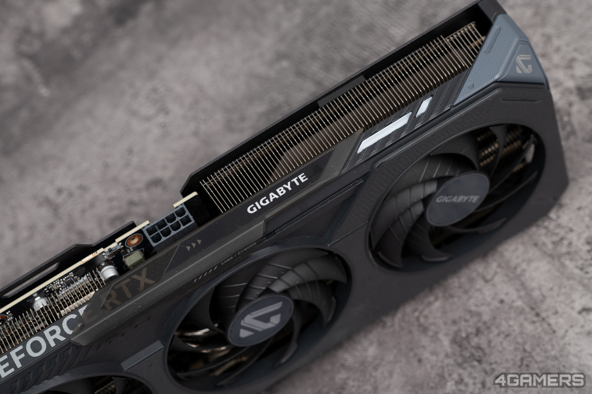 GIGABYTE GeForce RTX 5060 Ti GAMING OC 8G
