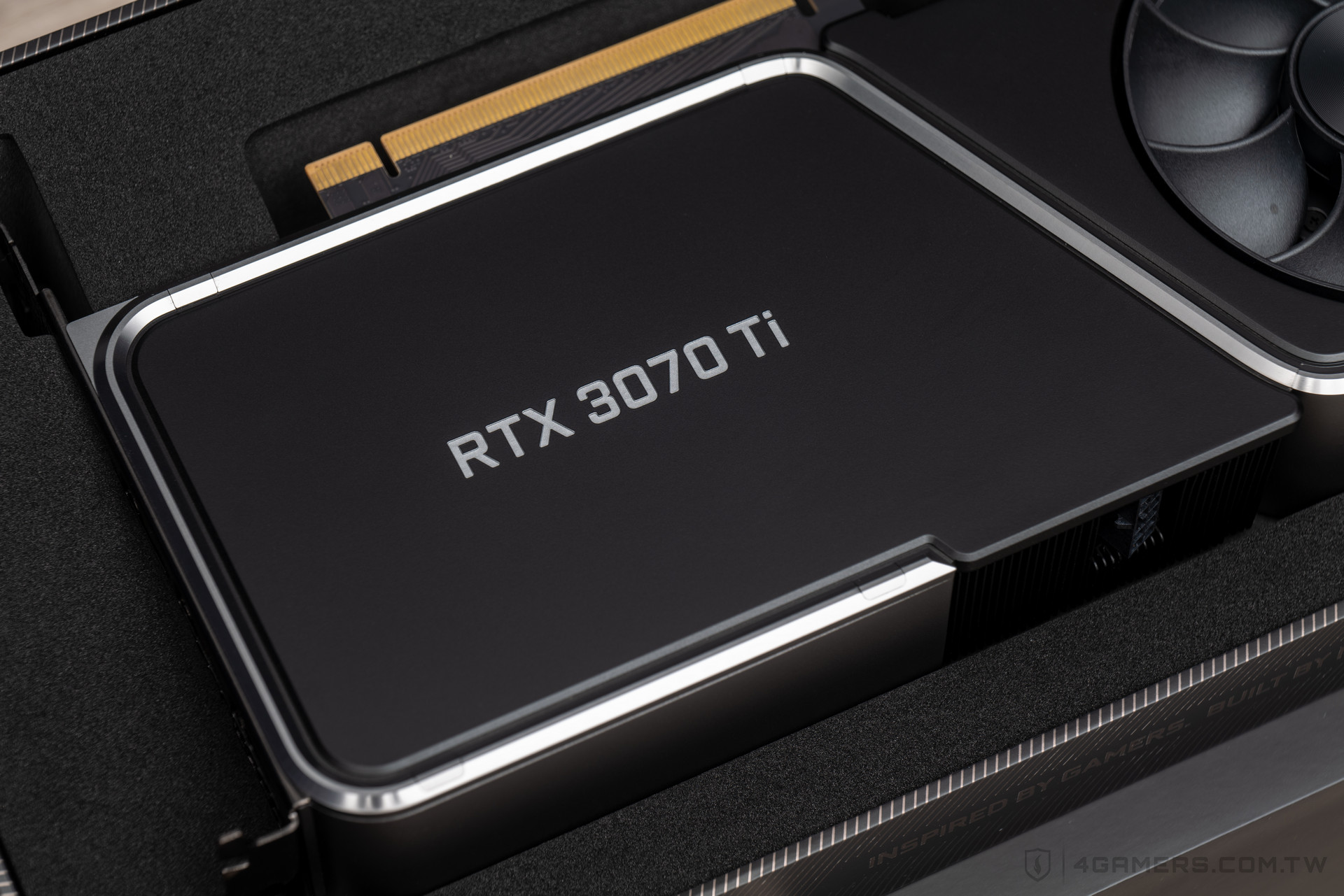 NVIDIA GeForce RTX 3070 Ti Founders Edition 創始版