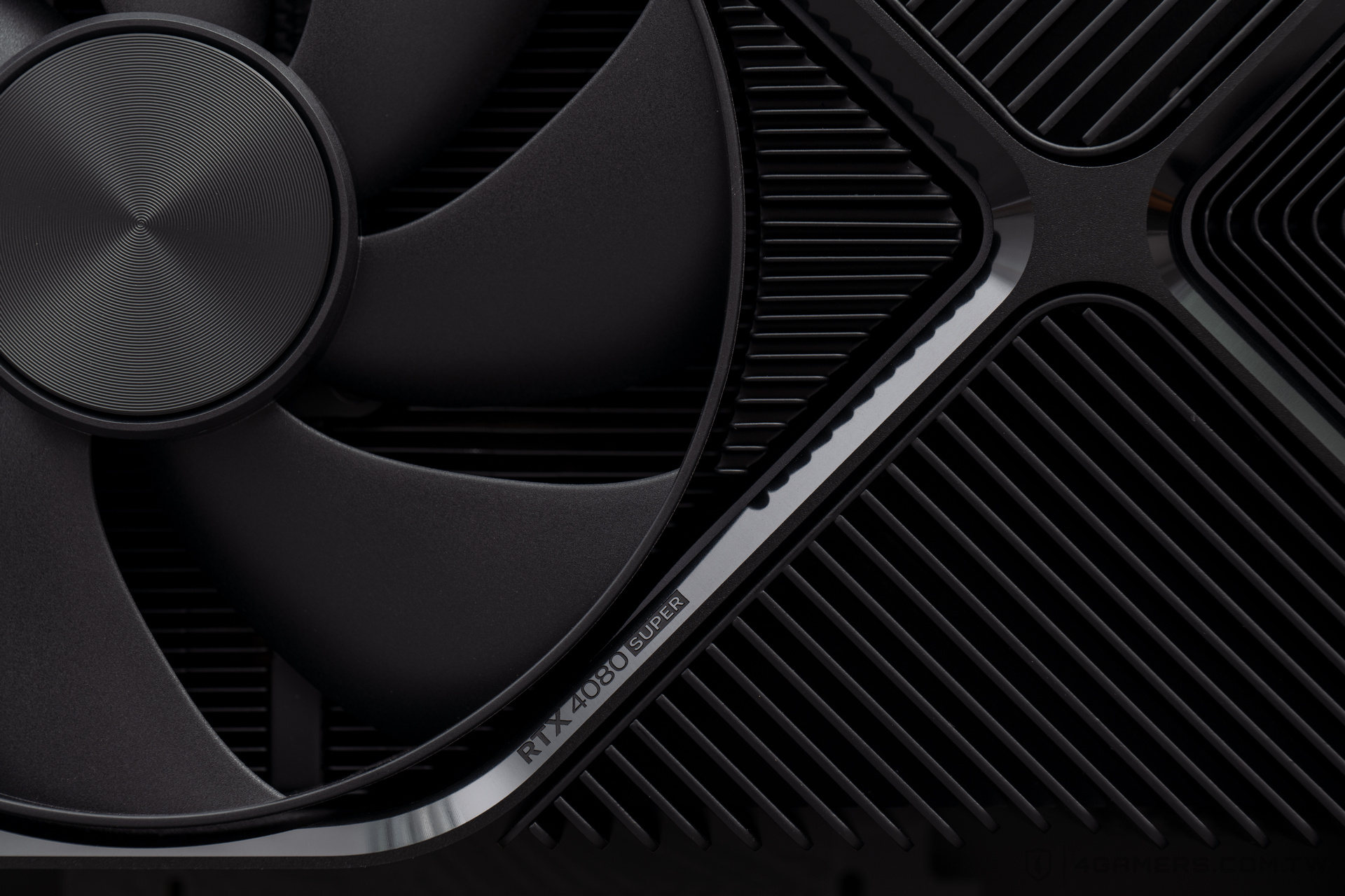 NVIDIA GeForce RTX 4080 SUPER Founders Edition