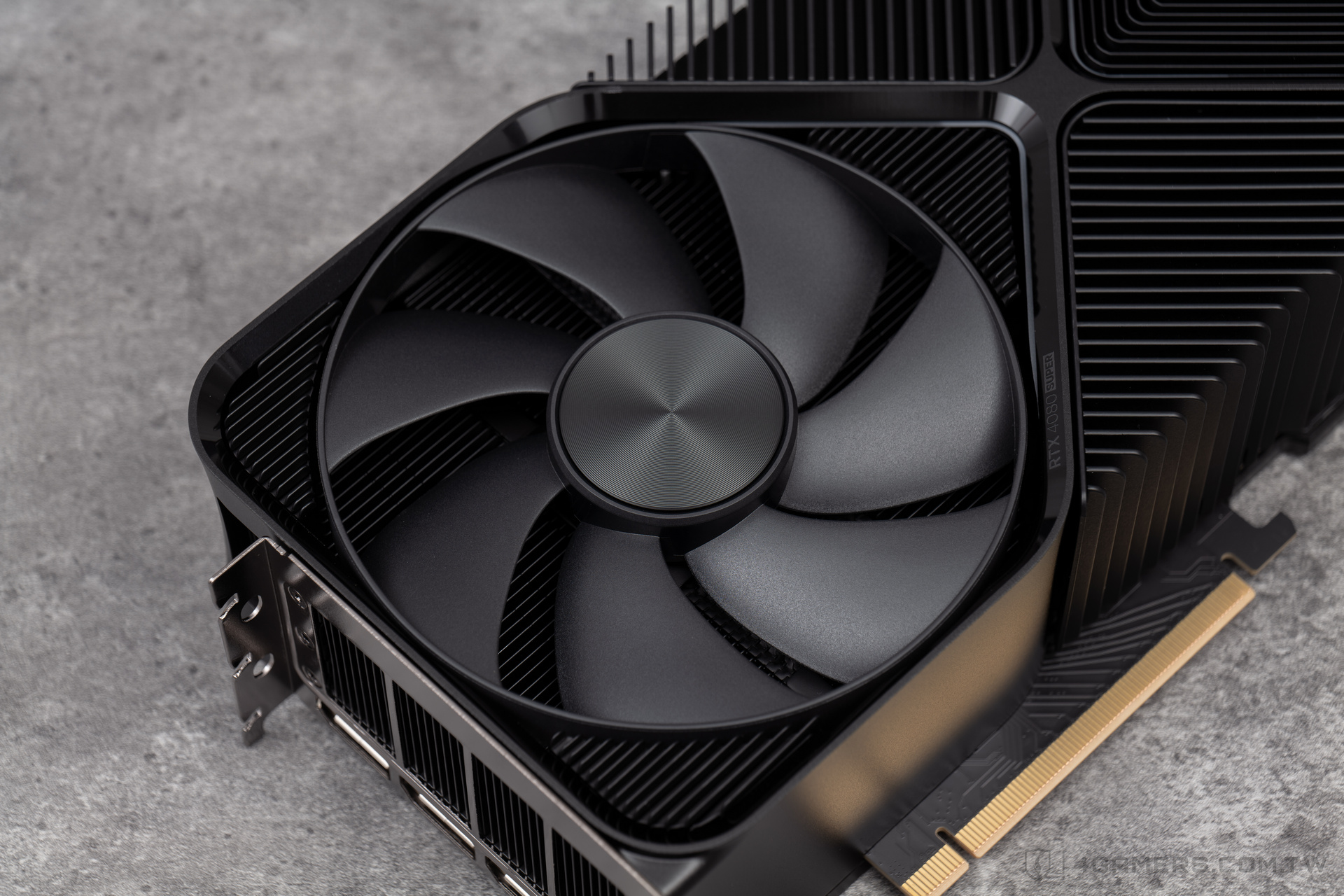 NVIDIA GeForce RTX 4080 SUPER Founders Edition