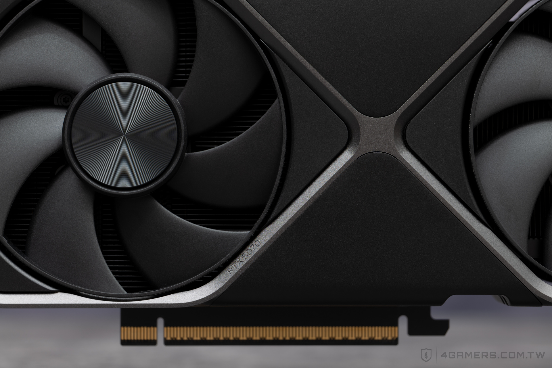 NVIDIA GeForce RTX 5070 Founders Edition