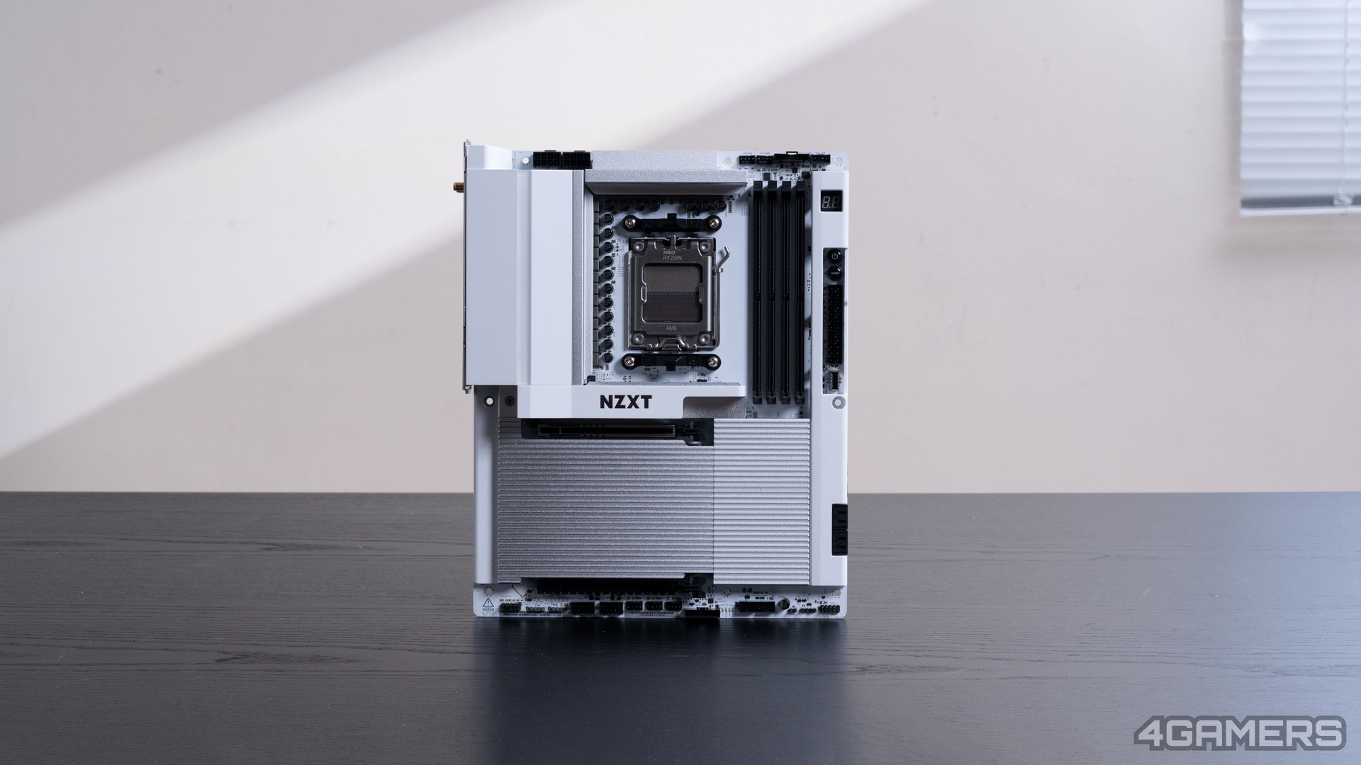 NZXT Z9 X870E