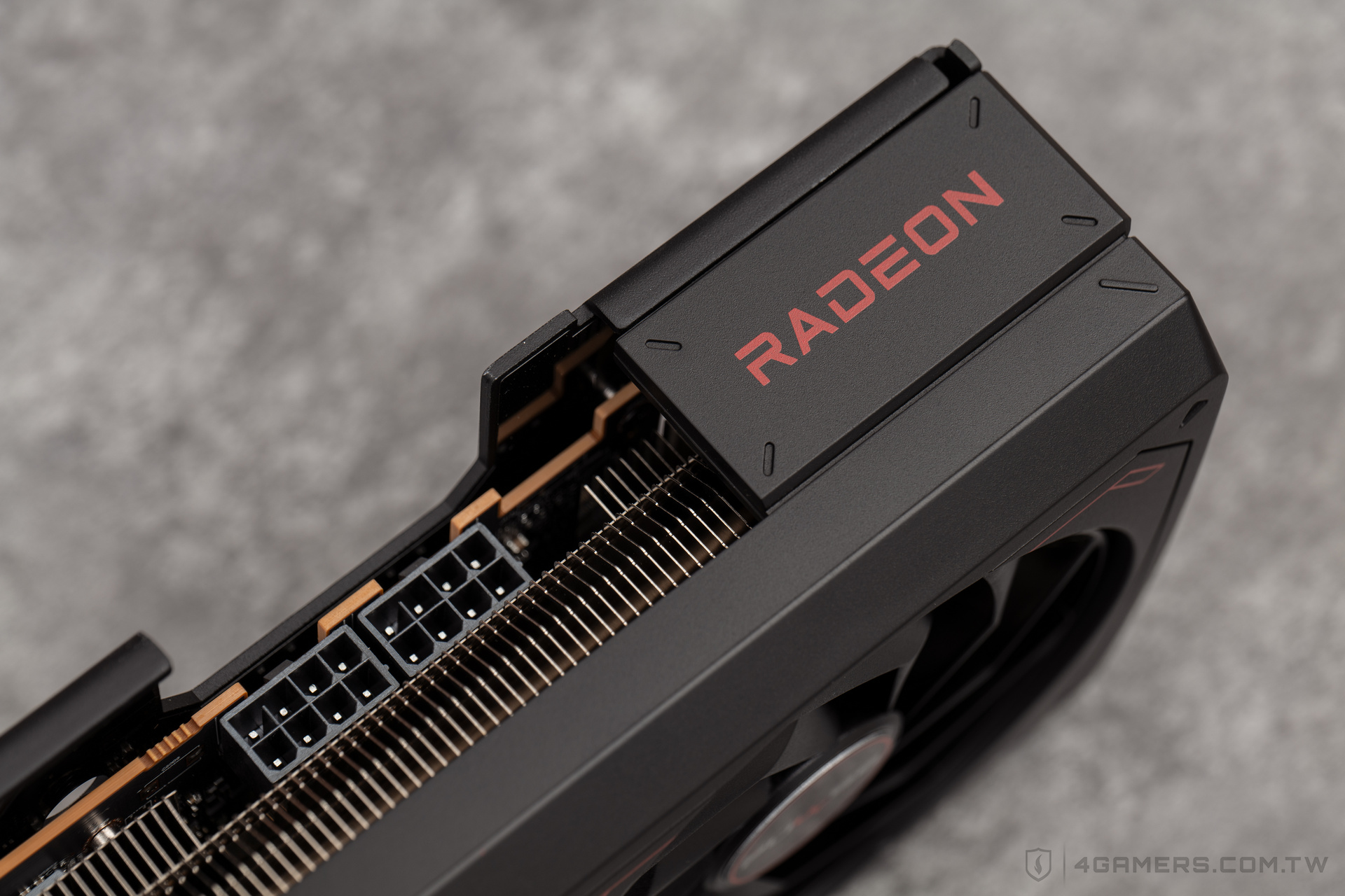 Sapphire PULSE Radeon RX 7900 GRE