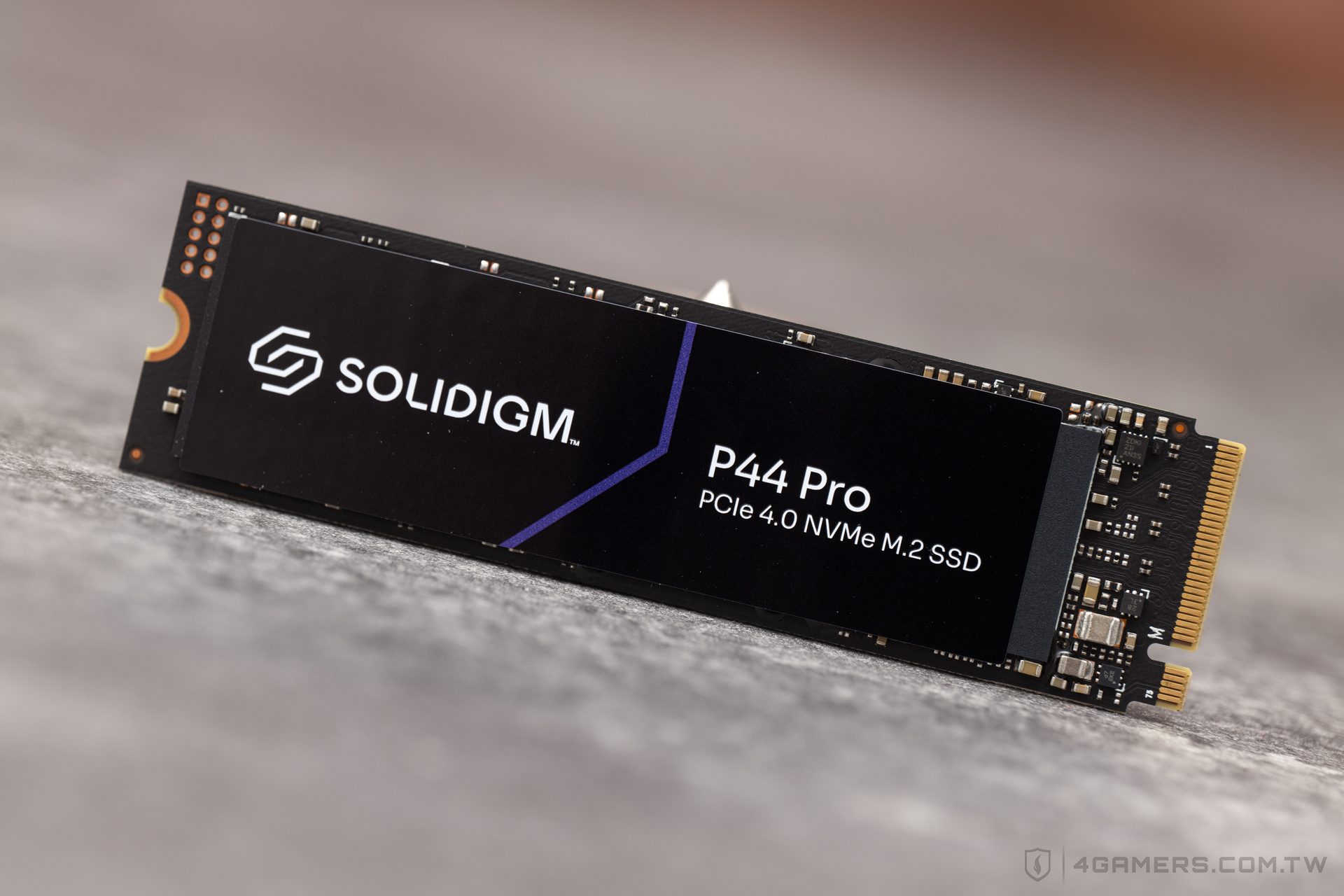 Solidigm P44 Pro SSD評測：連續寫入全程高檔位不降速的神器級SSD