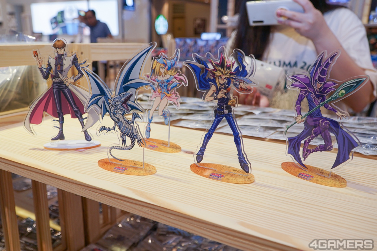 200702-fanfans-yugioh-8