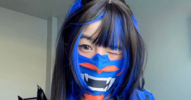 Blue and White Cosplay Mask - wide 1