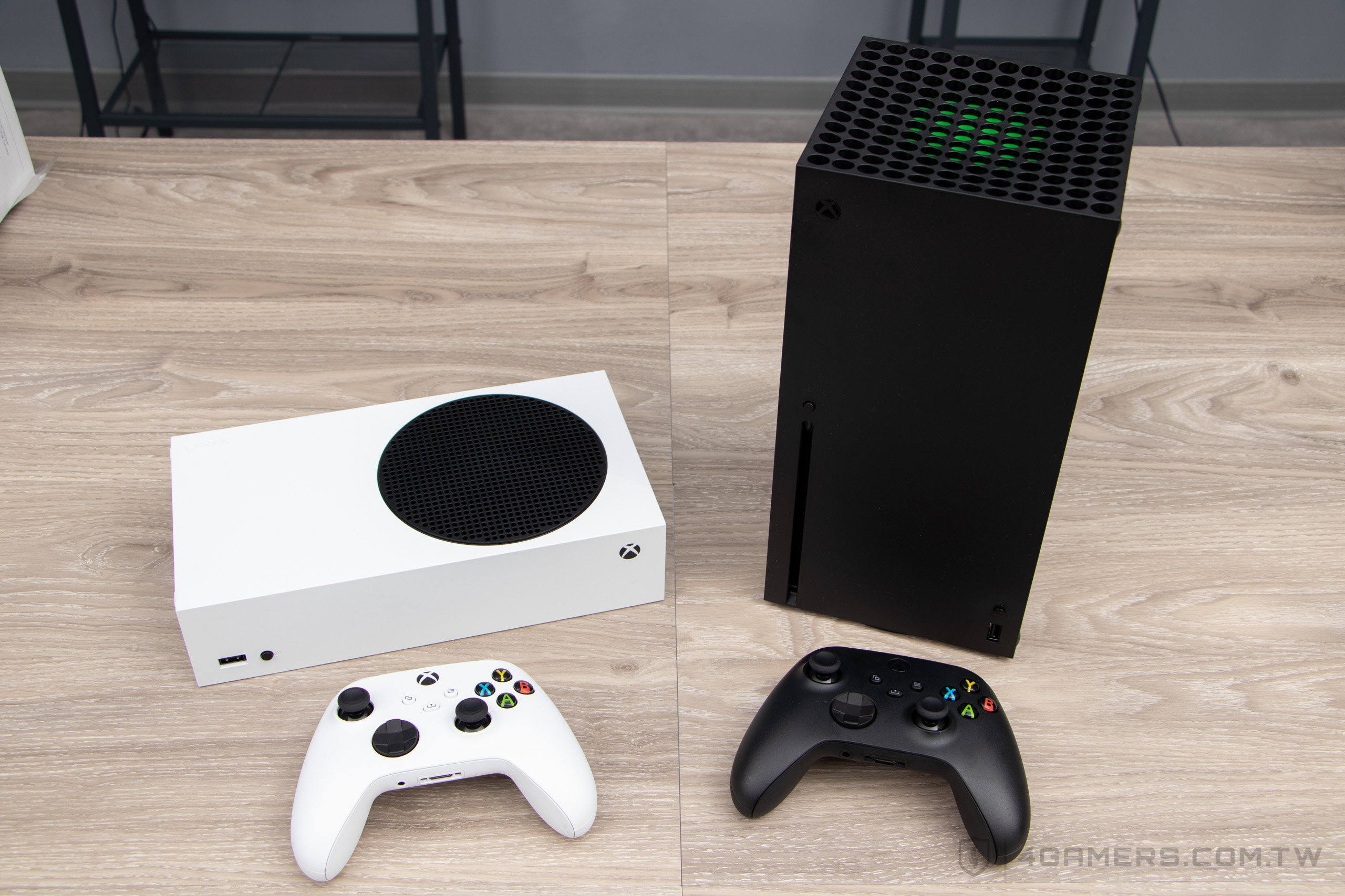 開箱 Xbox Series X S次世代雙主機抵台 外箱設計有巧思 4gamers