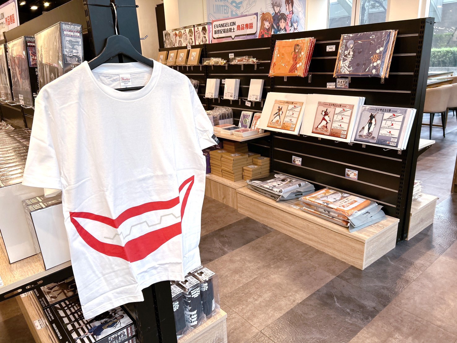 豐富周邊商品 (12)