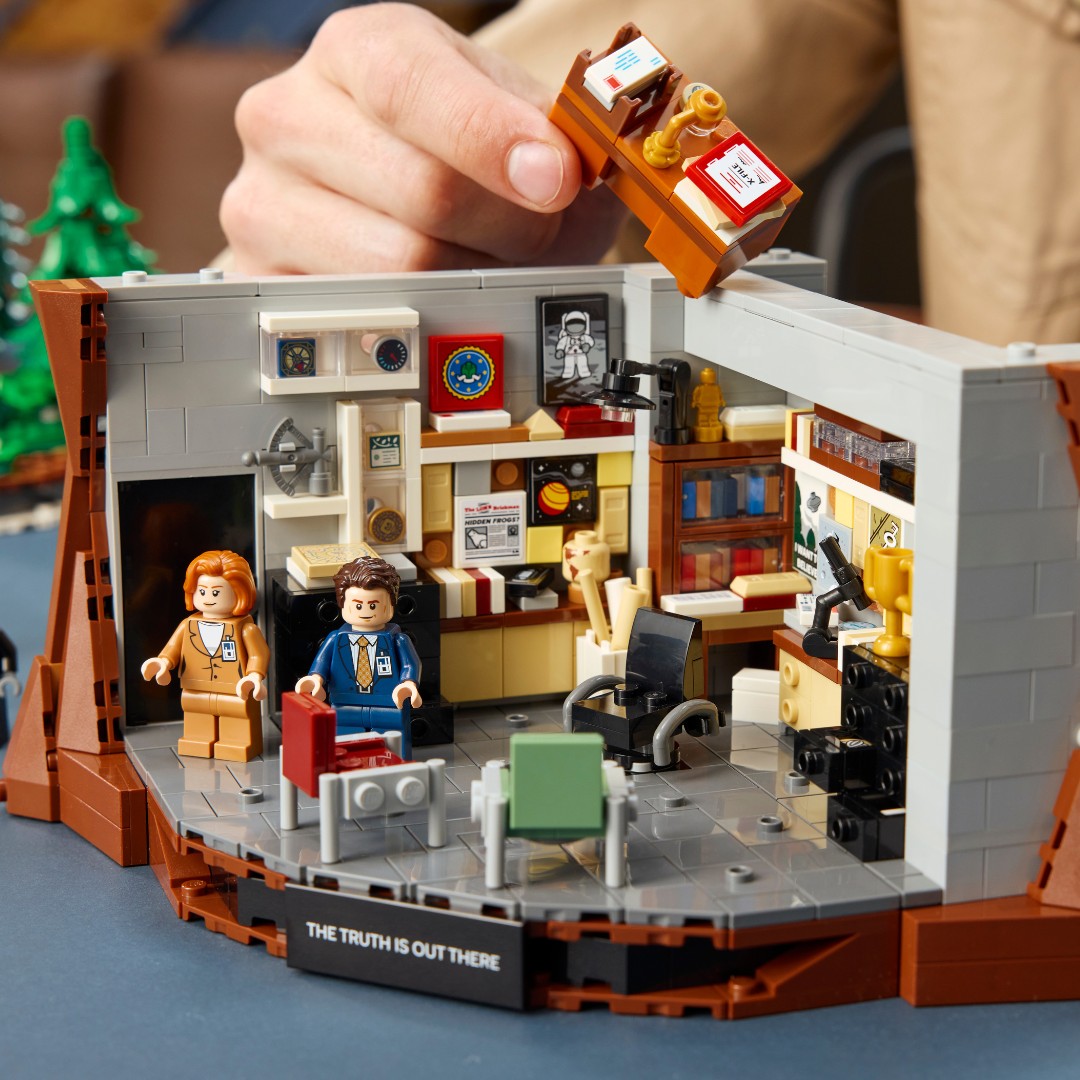 21369-The-X-Files-Lifestyle-Office_KymIFrrKRSlh
