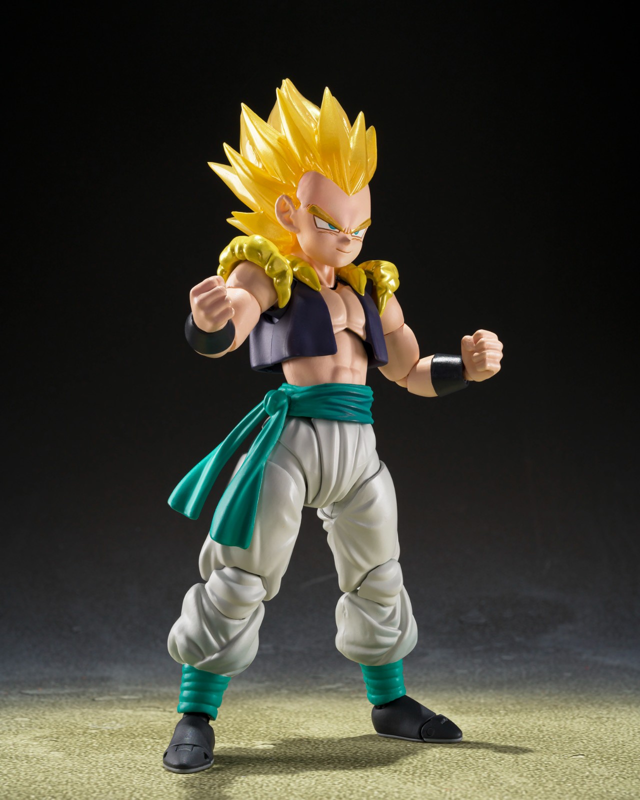 圖10:S.H.Figuarts 超級賽亞人悟天克斯-Exclusive Edition-