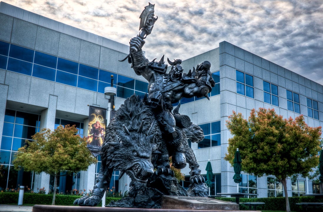 Blizzard-campus-Orc-statue